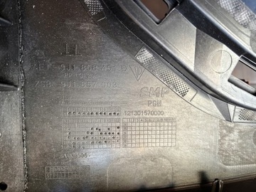 KONZOLA DESKA PORSCHE TAYCAN NEREGENEROVANÁ