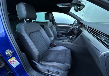 Volkswagen Passat B8 Variant Facelifting 2.0 TSI 190KM 2019 Volkswagen Passat Variant R-LINE -elegance, DCC, Matrix, Hak, DYNAUDIO, AC, zdjęcie 17