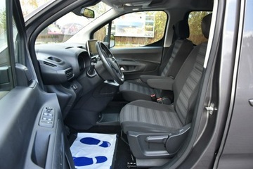 Opel Combo E Kombivan 1.5 Diesel 102KM 2021 Opel Combo Life XL 1.5CDTi 102KM Manual XI.2021r., zdjęcie 17