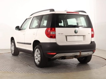 Skoda Yeti Minivan 2.0 TDI CR DPF 4x4 140KM 2010 Skoda Yeti 2.0 TDI, 4X4, Klima, Klimatronic, zdjęcie 3