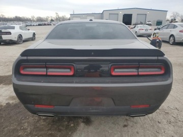 Dodge Challenger III 2021 Dodge Challenger Sxt 2021 3.6l 3.6 Benzyna 303KM, zdjęcie 2