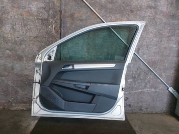 DVEŘE KOMPLETNÍ PRAVÝ PŘEDNÍ OPEL ASTRA H III Z167