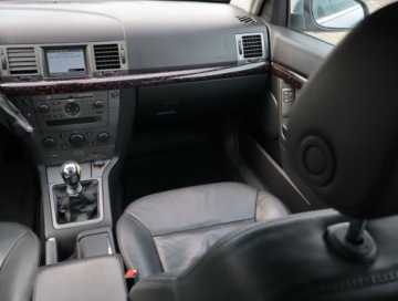 Opel Signum 3.0 V6 CDTI ECOTEC 177KM 2003 Opel Signum 3.0 V6 CDTI, 174 KM, Klima, zdjęcie 7