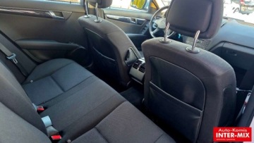 Mercedes Klasa C W204 2007 Mercedes-Benz Klasa C 220CDI 170 km niski przebieg 2.1 Diesel 170KM, zdjęcie 30