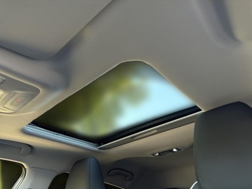 Omoda 5 1.6 T-GDI 147KM 2025 Omoda 5 Omoda 5 Premium Carbon black &amp; Aviation s, zdjęcie 33