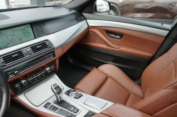 BMW Seria 5 F10-F11 Touring 520d 184KM 2013 BMW Seria 5 2.0 Diesel 184 KM, Automat, Navi, Pakiet M, Head-Up, Skora, GW, zdjęcie 24