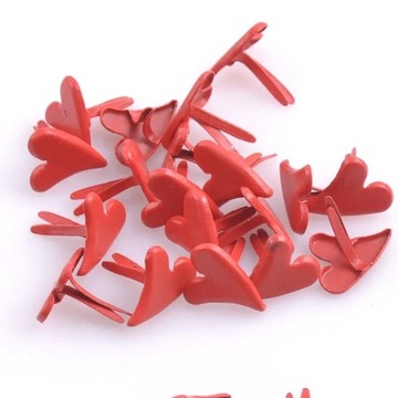 Хорошее качество 50 шт., красная швейная фабрика, модная заклепка в форме сердца, шпилька