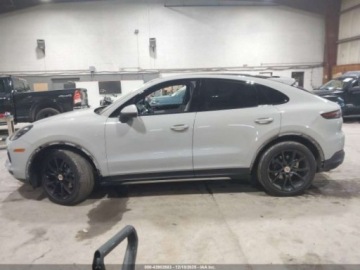 Porsche Cayenne III 2020 Porsche Cayenne 2020 r., 3,0L CAYENNE COUPE 3.0 Benzyna 335KM, zdjęcie 14