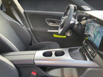 Mercedes CLA C118/X118 2026 MERCEDES-BENZ CLA 200 AMG Line Sedan 1.5 (163KM) 2026, zdjęcie 10