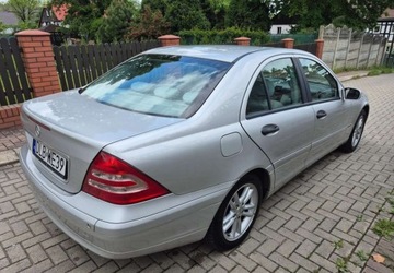 Mercedes Klasa C W203 Sedan W203 1.8 (C 180 Kompressor) 143KM 2002 Mercedes-Benz Klasa C Mercedes-Benz Klasa C 180 Kompressor Classic 1.8, zdjęcie 3