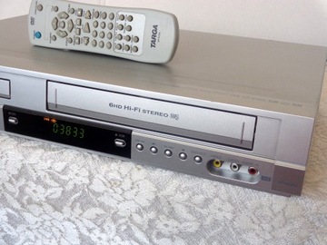 Комбо DVD-VHS 6HEADS SP/LP NTSC Mp3 JPEG DiVX