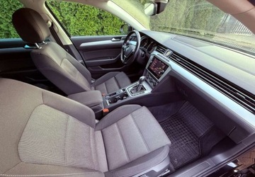 Volkswagen Passat B8 Variant 2.0 TDI BlueMotion SCR 150KM 2018 Volkswagen Passat Volkswagen Passat 2.0 TDI BMT SCR Comfortline DSG7 2.0, zdjęcie 27