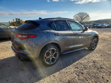 Alfa Romeo Stelvio SUV Facelifting 2.0 Turbo 280KM 2022 Alfa Romeo Stelvio TI 2022 2.0 Benzyna 280KM, zdjęcie 3