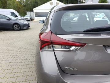 Toyota Auris II 2015 Toyota Auris Hybrid 135 Premium II (2012-) Toyota, zdjęcie 13