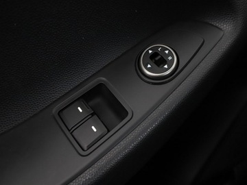 Hyundai i20 II Hatchback 5d Facelifting KAPPA 1.2 MPI 84KM 2018 Hyundai i20 klimatyzacja multifunkcja grzane, zdjęcie 29