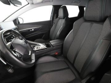 Peugeot 3008 II Plug-In Hybrid Facelifting 1.6 HYBRID 225KM 2022 Peugeot 3008 PHEV full LED półskóra navi, zdjęcie 12