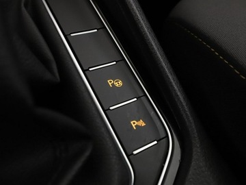 Volkswagen Golf Sportsvan Sportsvan 1.2 TSI BlueMotion Technology 110KM 2016 Volkswagen Golf Sportsvan klima auto czujniki, zdjęcie 26