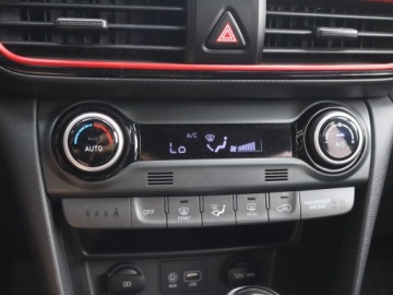 Hyundai Kona I Crossover 1.6 T-GDI 177KM 2020 Hyundai Kona 1.6 T-GDI, Salon Polska, Serwis ASO, zdjęcie 11