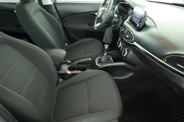 Fiat Tipo II Sedan Facelifting 1.0 T3 Turbo 100KM 2022 Fiat Tipo 1.0 FireFly, Salon Polska, zdjęcie 6