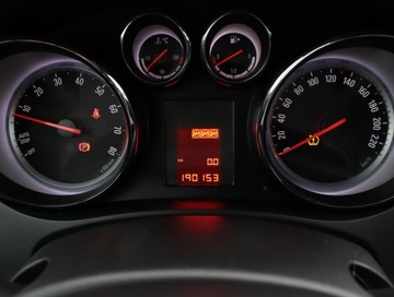 Opel Meriva II Mikrovan 1.4 Twinport ECOTEC 100KM 2012 Opel Meriva 1.4 i, Klima, Klimatronic, Tempomat, zdjęcie 10