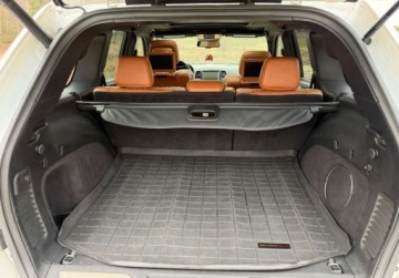 Jeep Grand Cherokee IV Terenowy Facelifting 6.4 V8 468KM 2015 Jeep Grand Cherokee 2015 Jeep Grand Cherokee SRT 6.4 V8 HEMI 6.4 Benzyna, zdjęcie 16