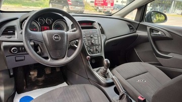 Opel Astra J GTC 1.6 CDTI Ecotec 110KM 2015 Opel Astra Opel Astra 2015 1,6 Cdti Salon Pl Zamiana 1.6 Diesel 110KM, zdjęcie 9