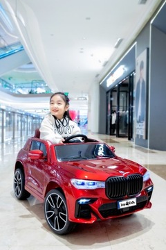 Duży SUV X8 SPORT napęd 4x4 skóra LED Pilot Apka LAKIEROWANY