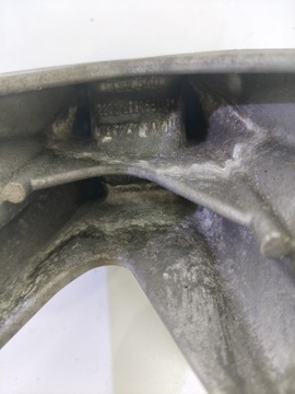 BMW G11 G30 G15 G16 G05 G06 G07 UCHYCENÍ MOTORU LEVÝ 6861551 N63