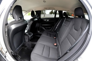 Volvo V60 I Kombi Facelifting 2.0 D2 DRIVE-E 120KM 2020 Volvo V60 2.0 D3 150KM Navi Led Climatronic Pdc, zdjęcie 8