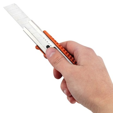 НОЖ С ЛОМАЮЩИМСЯ ЛЕЗВИЕМ ДЛЯ АЛЮМИНИЕВЫХ ОБОЕЙ НОЖ 18 мм VERGIONIC