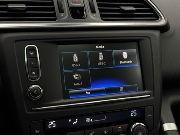 Renault Kadjar Crossover 1.2 Energy TCe 130KM 2016 Renault Kadjar Intens / Panorama / Kamera / Nawiga, zdjęcie 27