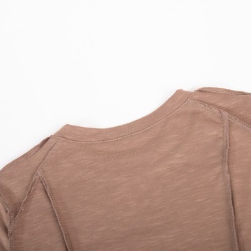 Элегантная женская футболка с круглым вырезом, р.