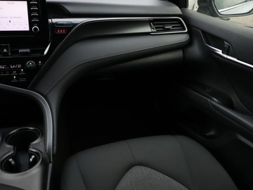 Toyota Camry IX Sedan 2.5 Hybrid Dynamic Force 218KM 2021 Toyota Camry 2.5 Hybrid, Salon Polska, zdjęcie 7
