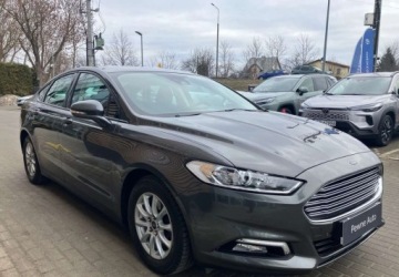 Ford Mondeo V Sedan 1.5 EcoBoost 160KM 2017 Ford Mondeo Ford Mondeo 1.5 EcoBoost Edition 1.5 Benzyna 160KM, zdjęcie 10
