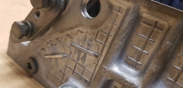 BMW F10 F11 F30 2.0 D B47 HLAVA 8513709 2014R