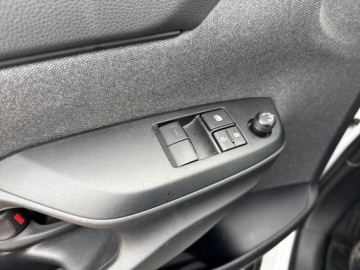 Toyota Yaris IV Hatchback 1.5 Dynamic Force 125KM 2021 Toyota Yaris Cross 1.5 Active 1.5 Active | czujnik, zdjęcie 16