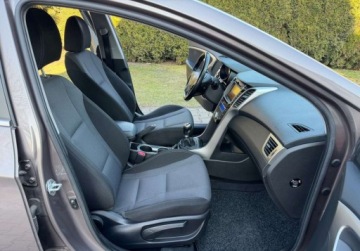 Hyundai i30 II Wagon Facelifting 1.4 MPI 100KM 2016 Hyundai i30 1,4 100KM LIFT Key-less Kamera Navi Bezwypadkowy SERWIS Super, zdjęcie 24