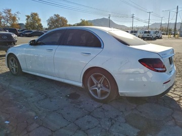 Mercedes Klasa E W213 2017 Mercedes-Benz Klasa E 300 2017 2.0l 2.0 Benzyna 241KM, zdjęcie 1