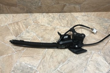 PRAVÝ MECHANIZMUS ROLETA KUFRU MERCEDES-BENZ E (W212) A2128203042 2.1L