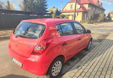 Hyundai i20 I Hatchback 5d 1.2 DOHC 78KM 2010 Hyundai i20 Hyundai I20 2010r 12 78 KM 1.2 Benzyna 78KM, zdjęcie 15