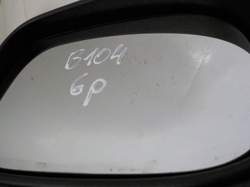 B104 VOLVO C30 ZRCÁTKO VNĚJŠÍ PRAVÉ 6 PINU 30657319