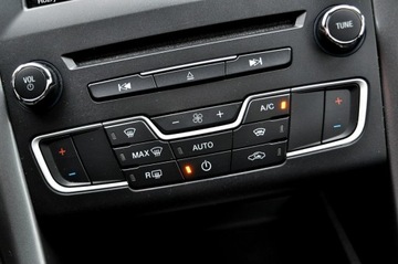 Ford Mondeo V Sedan 2.0 TDCi 150KM 2014 Ford Mondeo 2,0 TDCi Titanium Panorama Dach Full, zdjęcie 30