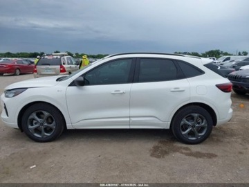 Ford Escape III 2024 Ford Escape ST-Line, 2024r., 1.5L 1.5 Benzyna 180KM, zdjęcie 5