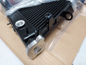 РАДИАТОР SUZUKI GSXR 600 750 04 05 K4 K5