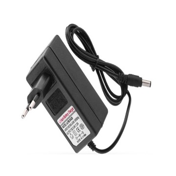 Зарядное устройство лития ион 8,4 В 2А замена питания