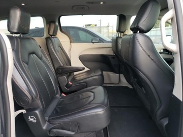 Chrysler Pacifica II 2020 Chrysler Pacifica Touring L 2020 3.6l 3.6 Benzyna 287KM, zdjęcie 10