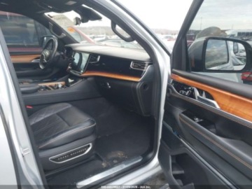 Jeep Wagoneer II 2022 Jeep Grand Wagoneer Series III 2022 6.4 Benzyna 471KM, zdjęcie 9