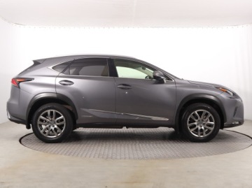Lexus NX I SUV 300h 197KM 2017 Lexus NX 300h, Salon Polska, 4X4, Automat, Skóra, zdjęcie 5
