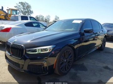 BMW Seria 7 G70 2022 BMW Seria 7 740i 2022 3.0l 3.0 Benzyna 335KM, zdjęcie 1