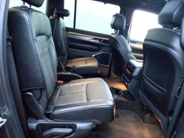 Jeep Wagoneer II 2024 Jeep Wagoneer Series II 2024 3.0 Benzyna 420KM, zdjęcie 11